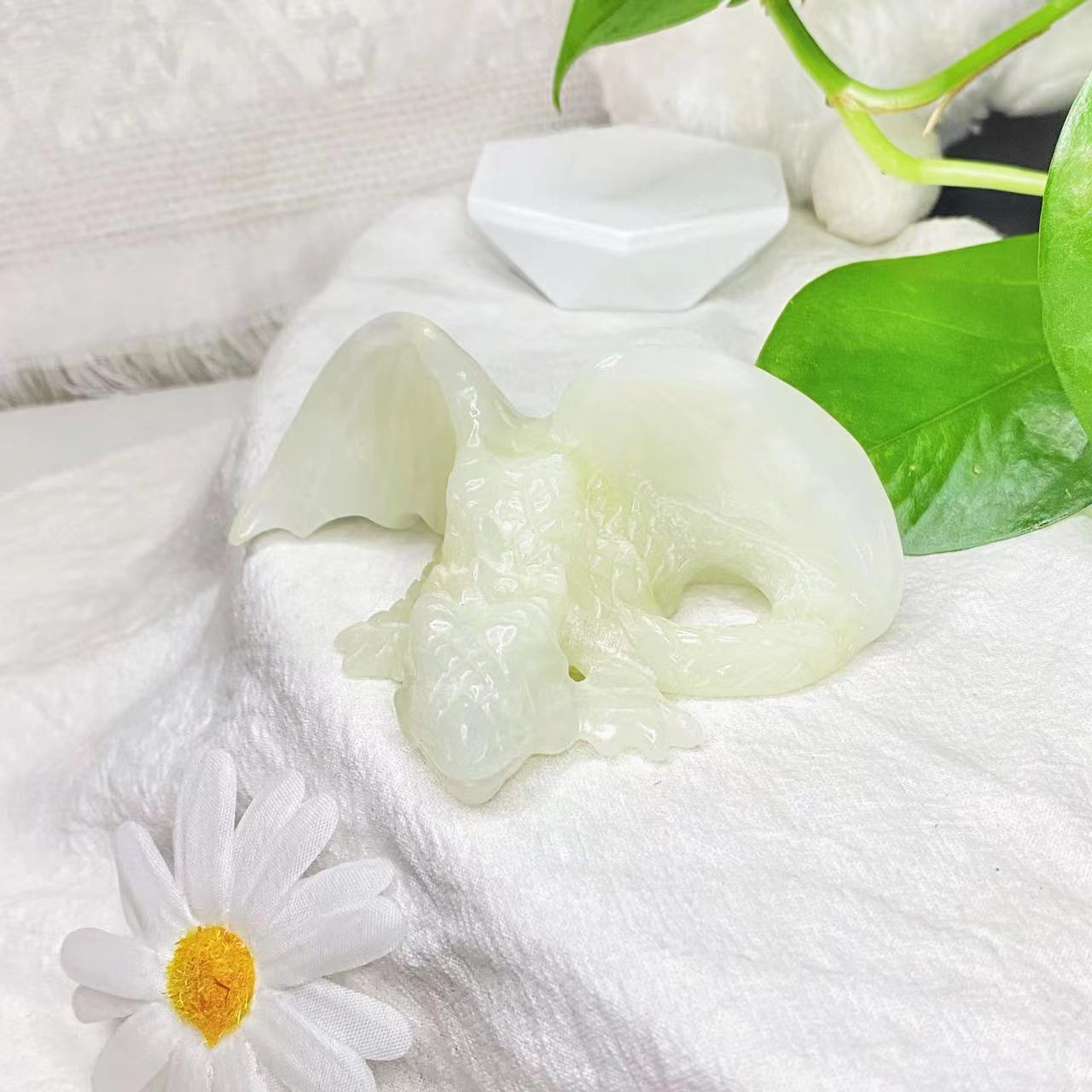 Crystal flying dragon carvings