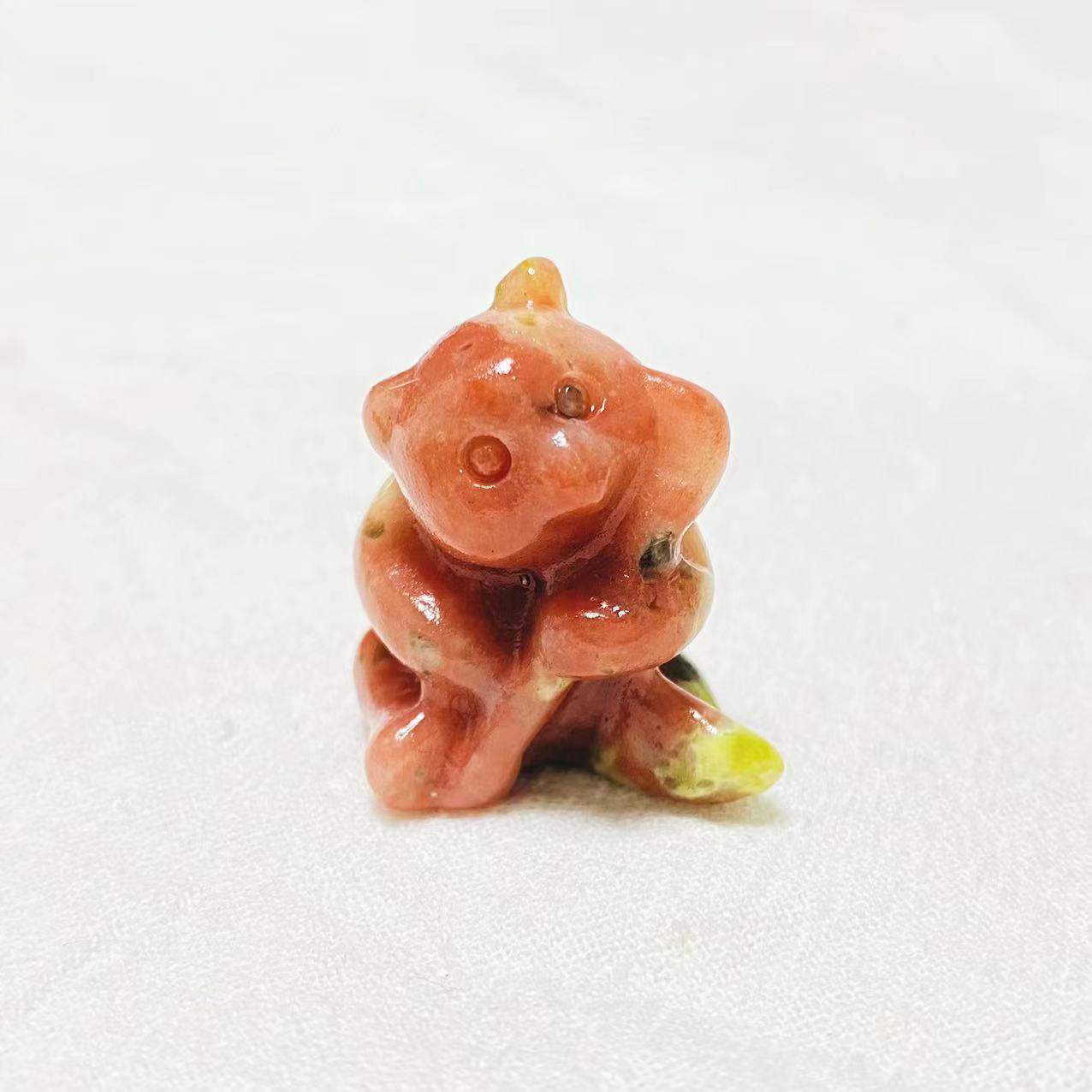 Crystal different materials panda small carvings