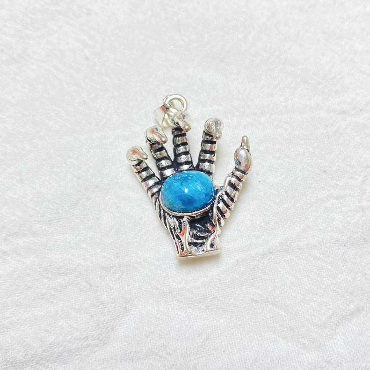 Hand pendant