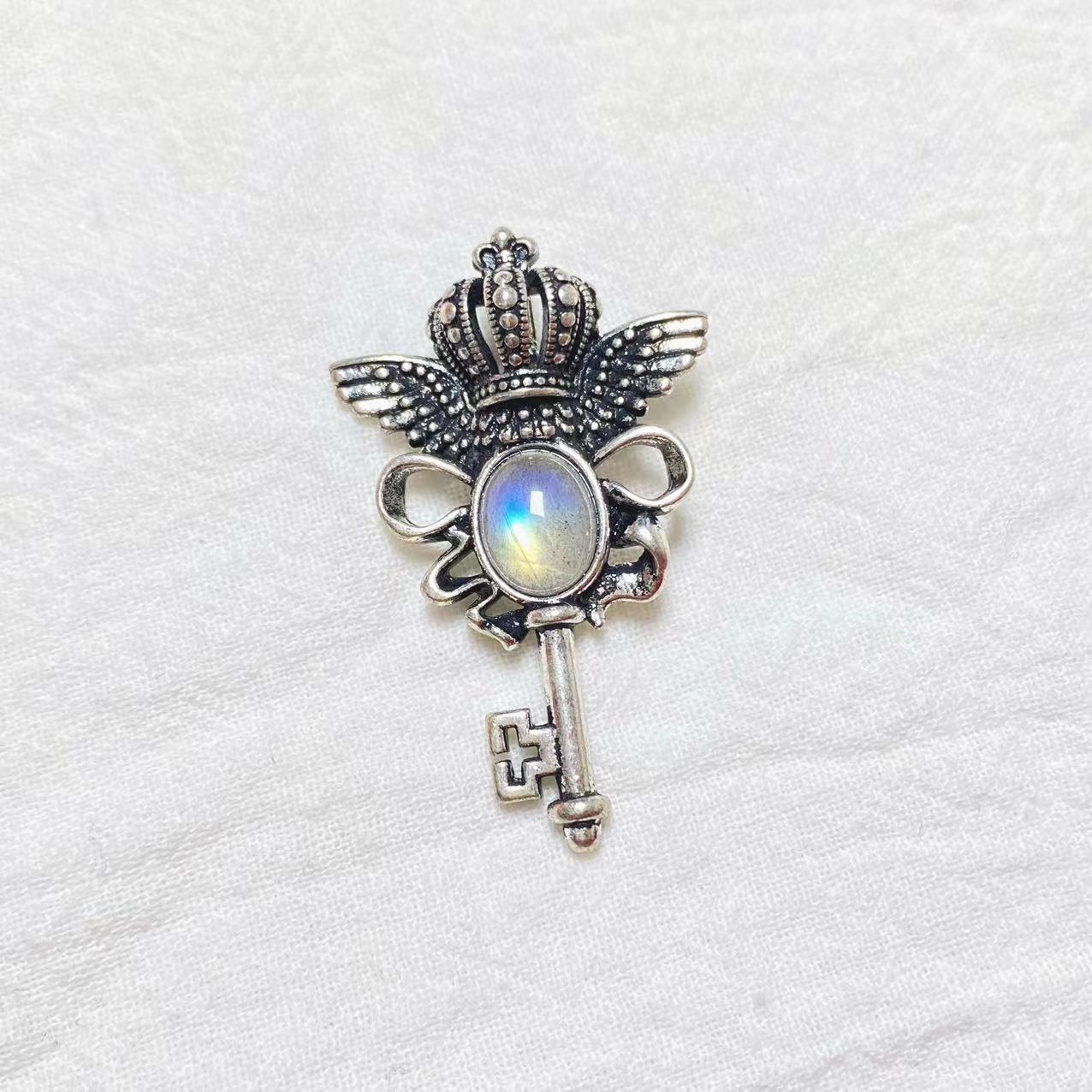 Copper magic key pendant