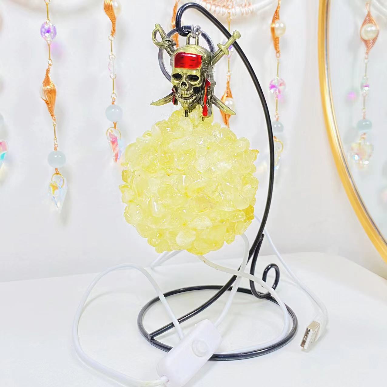 Chips sphere light with stand