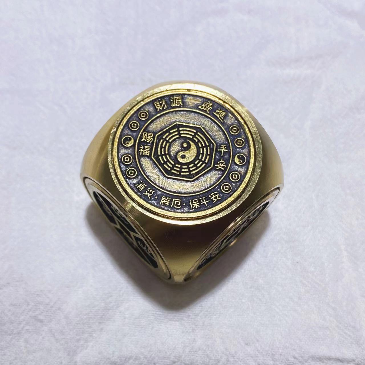 Copper spin dice with good meanning