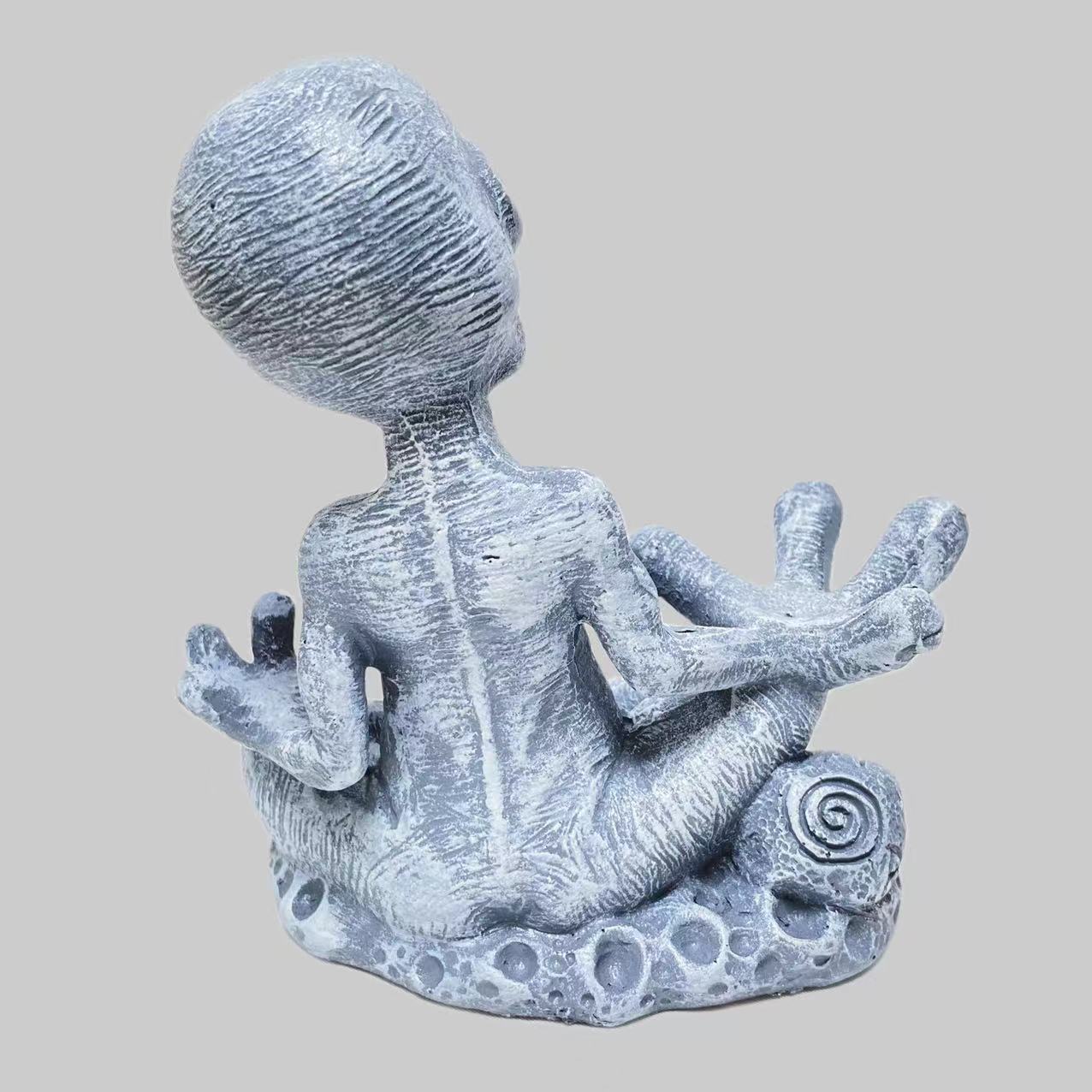 Resin Alien double spheres stand