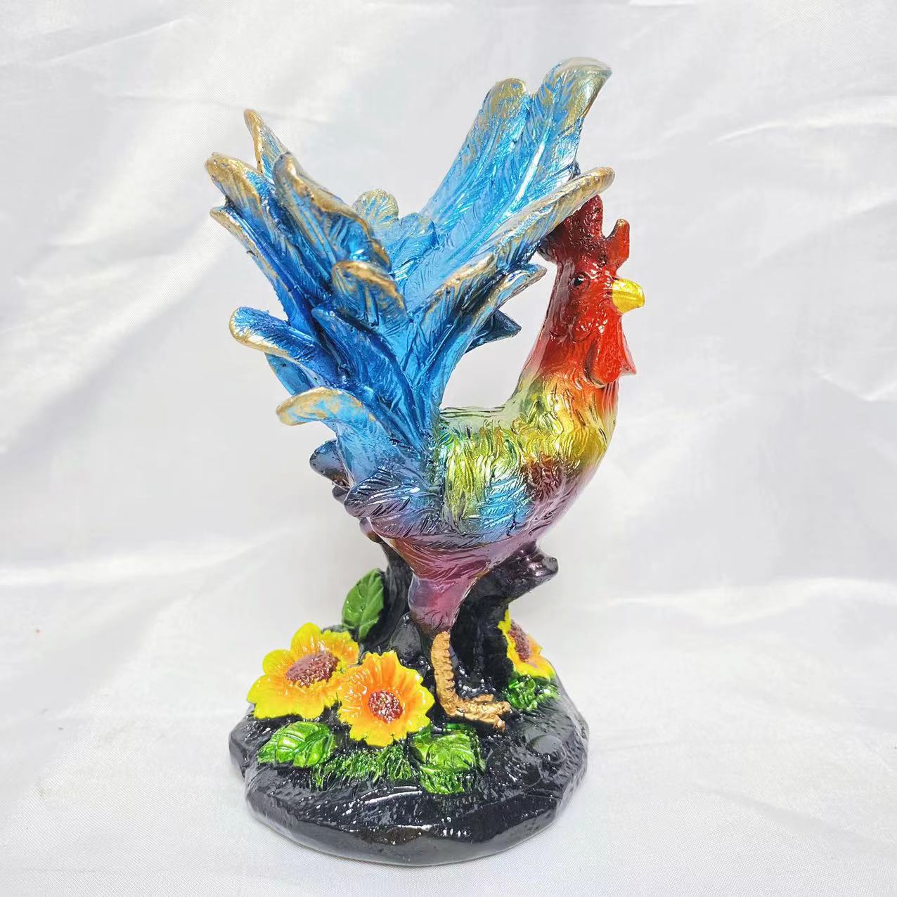 Resin rooster sphere stand