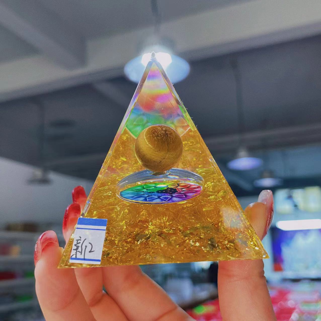 Resin chips orgonite pyramid