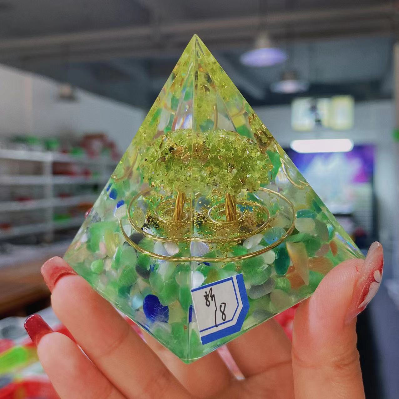 Resin chips orgonite pyramid