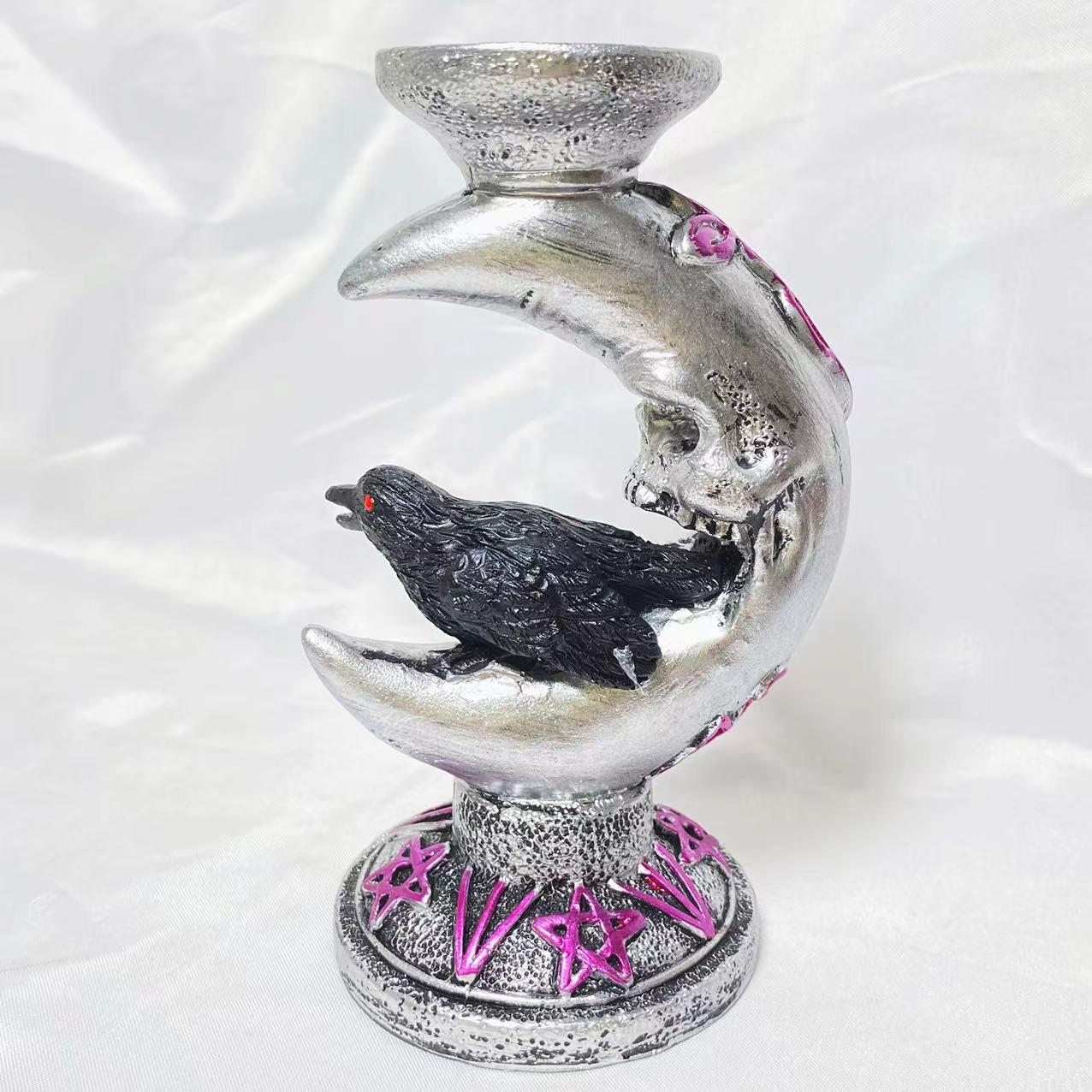 Resin moon skull with raven sphere stand