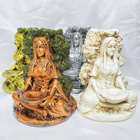 Resin tree spirit sphere stand