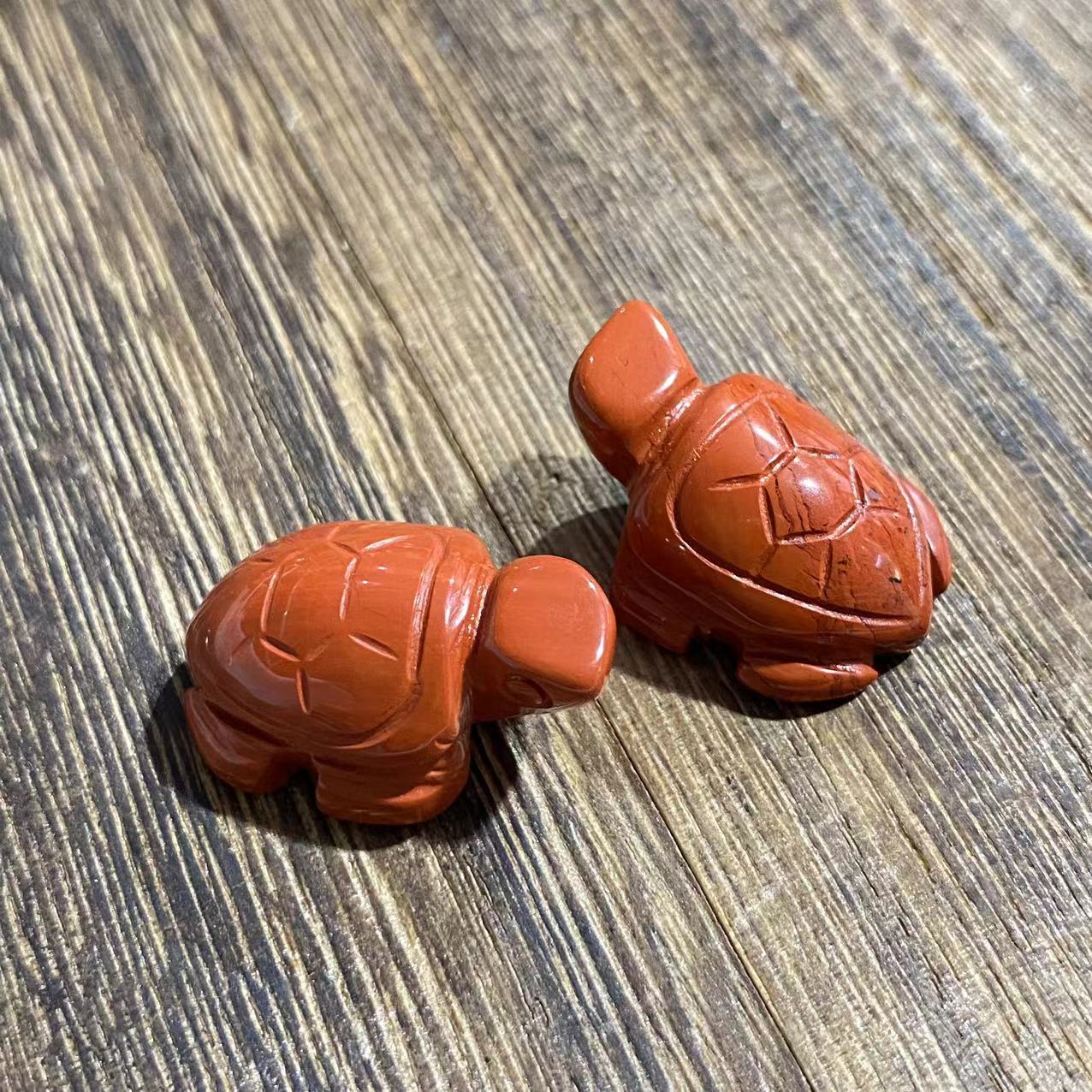 mini turtle carvings