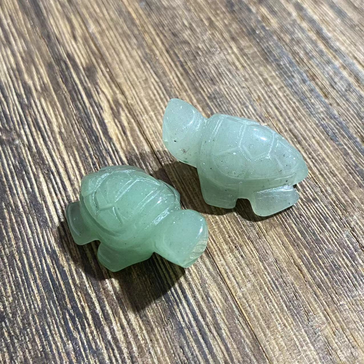 mini turtle carvings