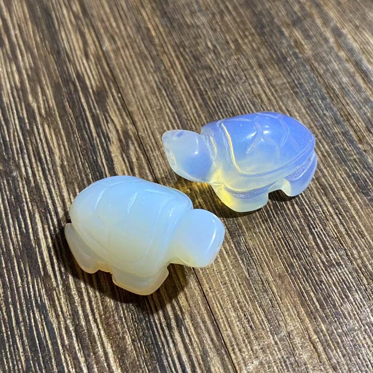 mini turtle carvings