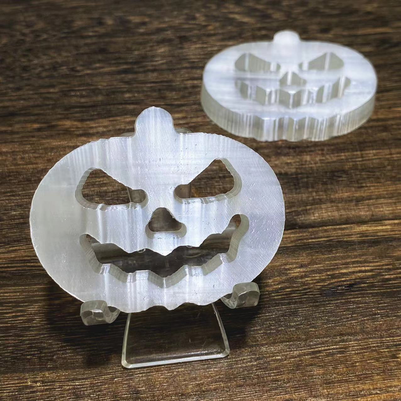 Selenite pumpkin face carving