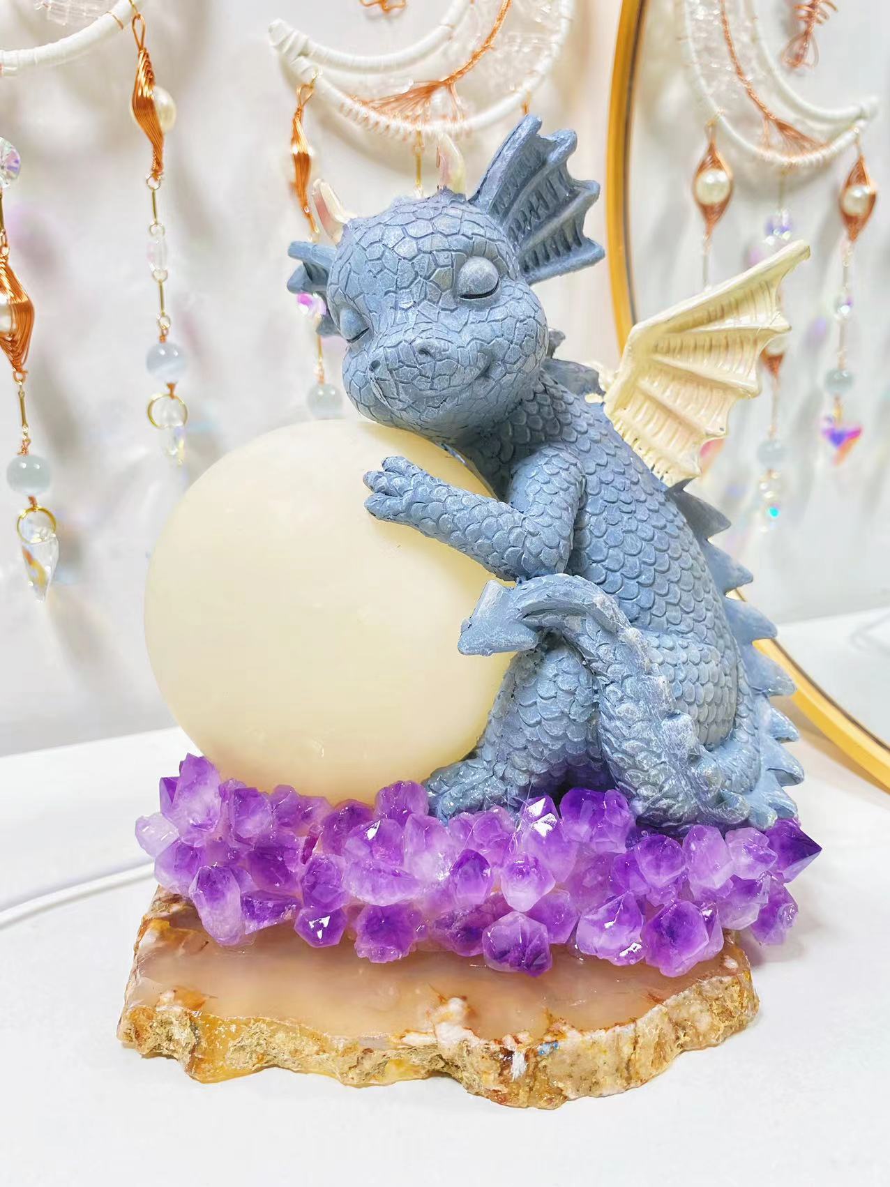 Flying dragon hug sphere light