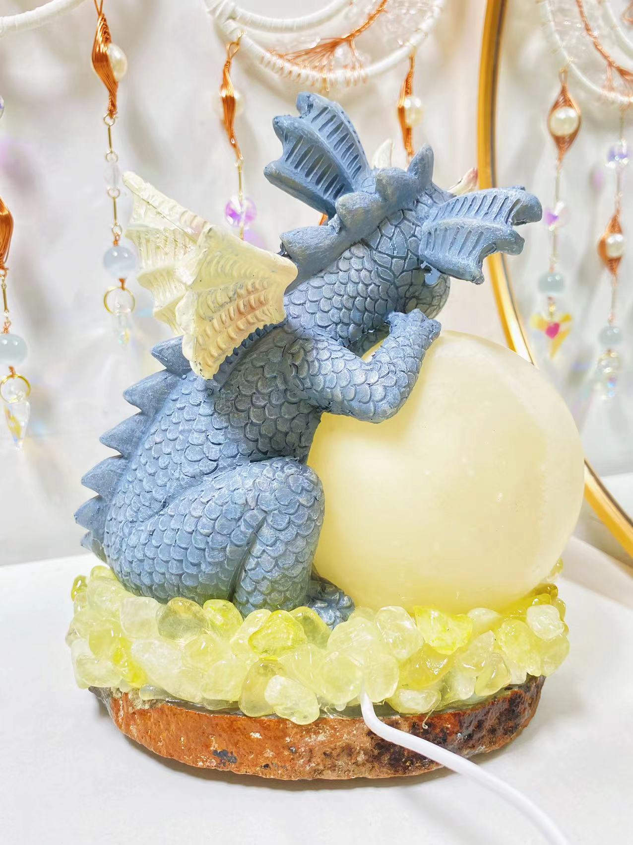 Flying dragon hug sphere light