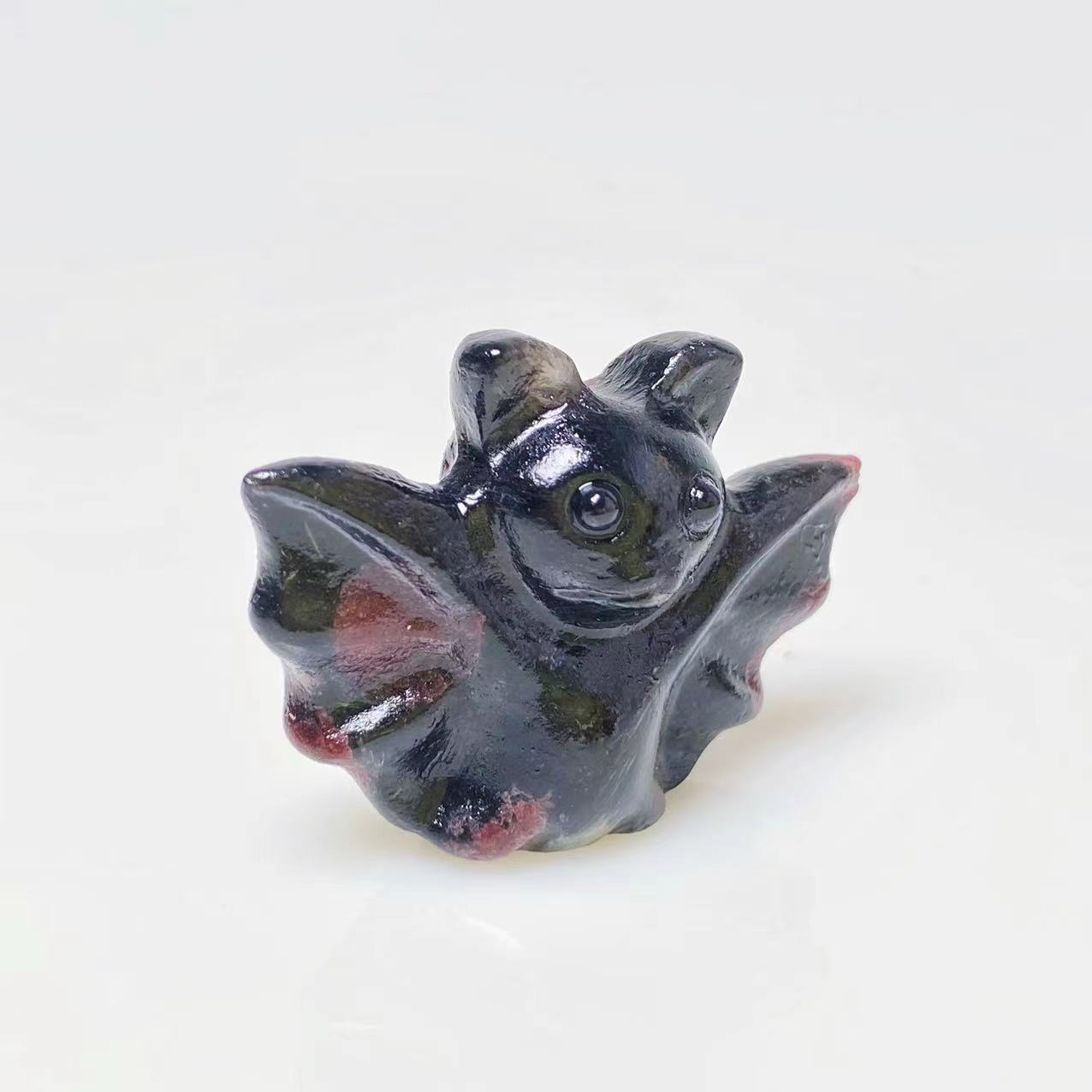 Baby bat carvings