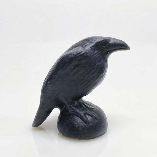 Black obsidian raven carving
