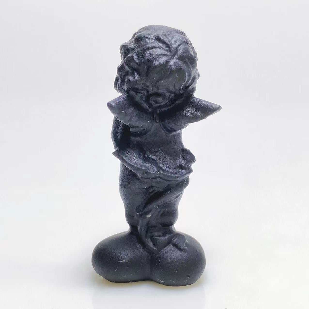Black obsidian angel carving 1