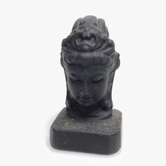 Black obsidian guanyin head carving