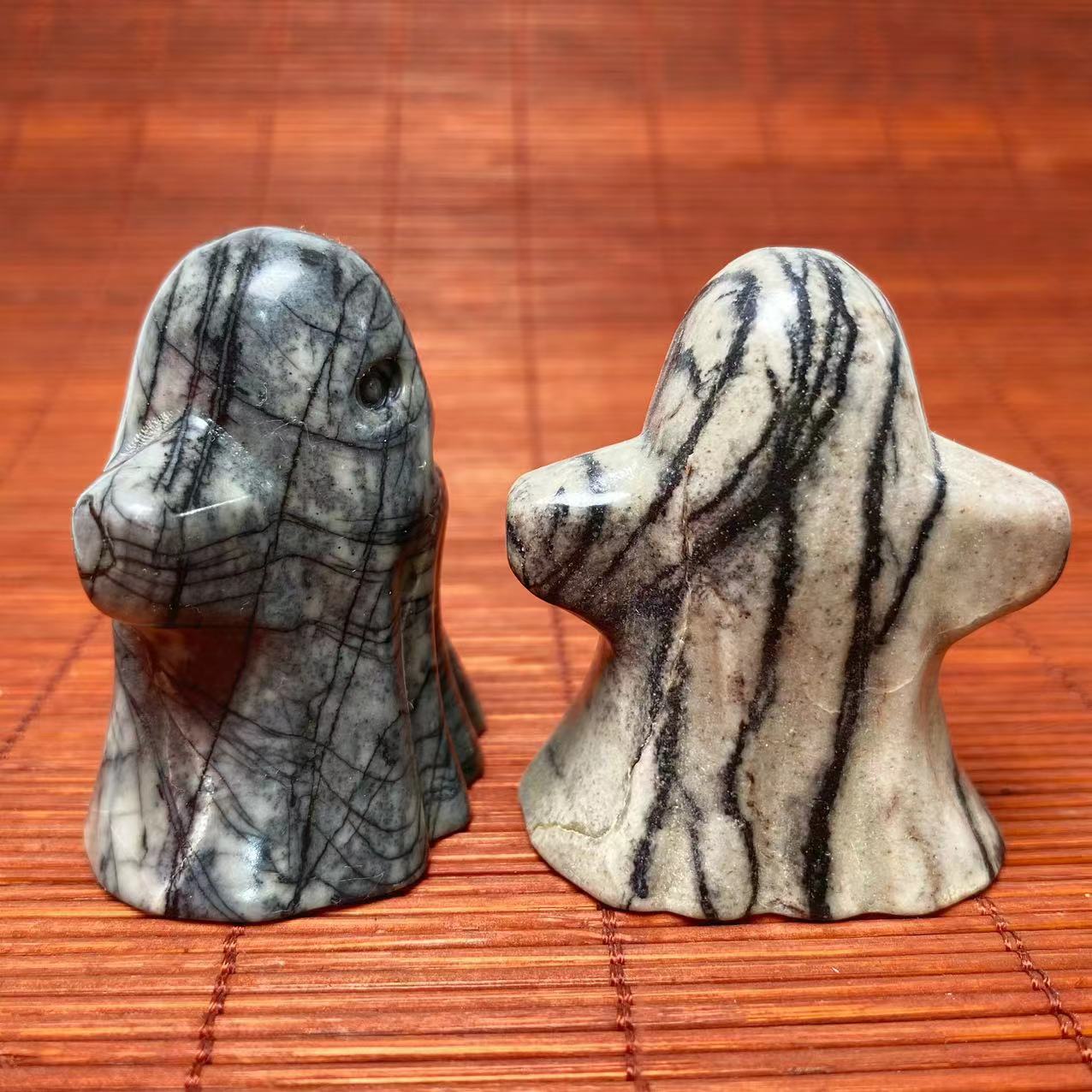 Black vein jasper ghost carving