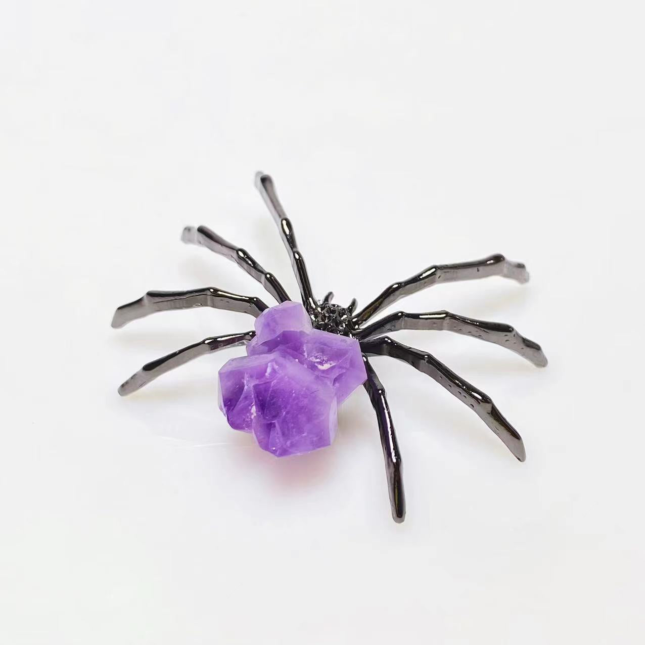 Raw Spider with metal legs