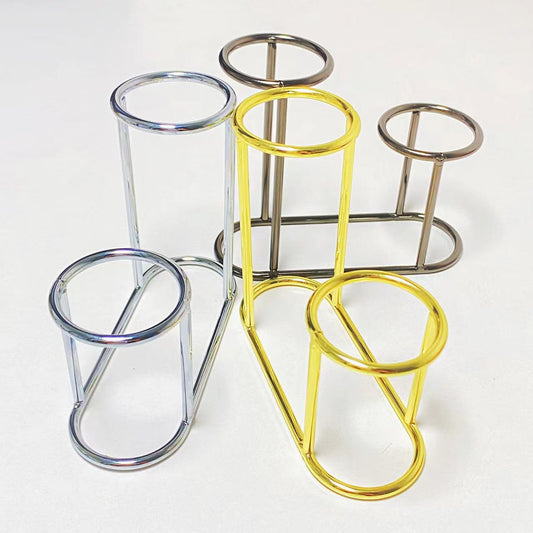 Metal double spheres stand