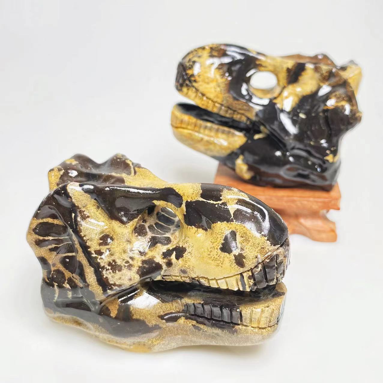 Picture stone dragon head