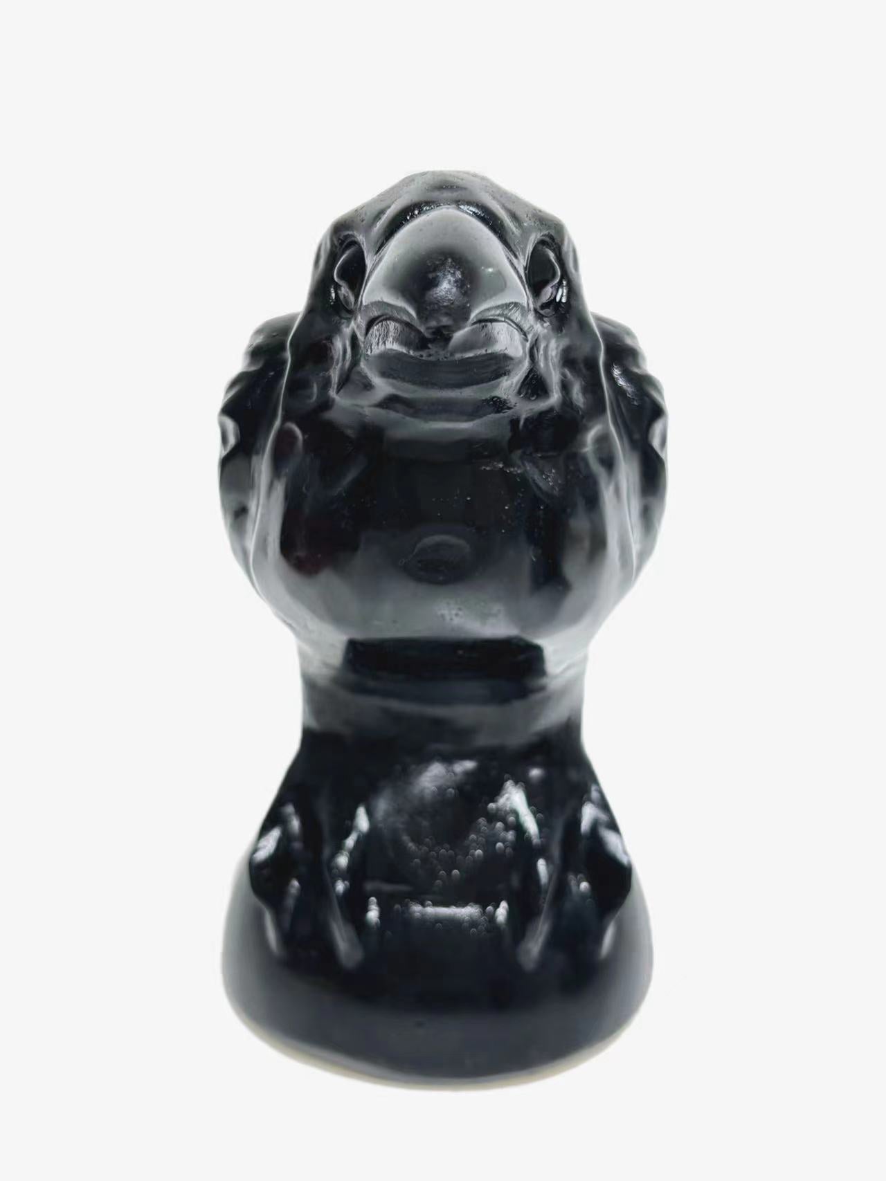 Black obsidian raven