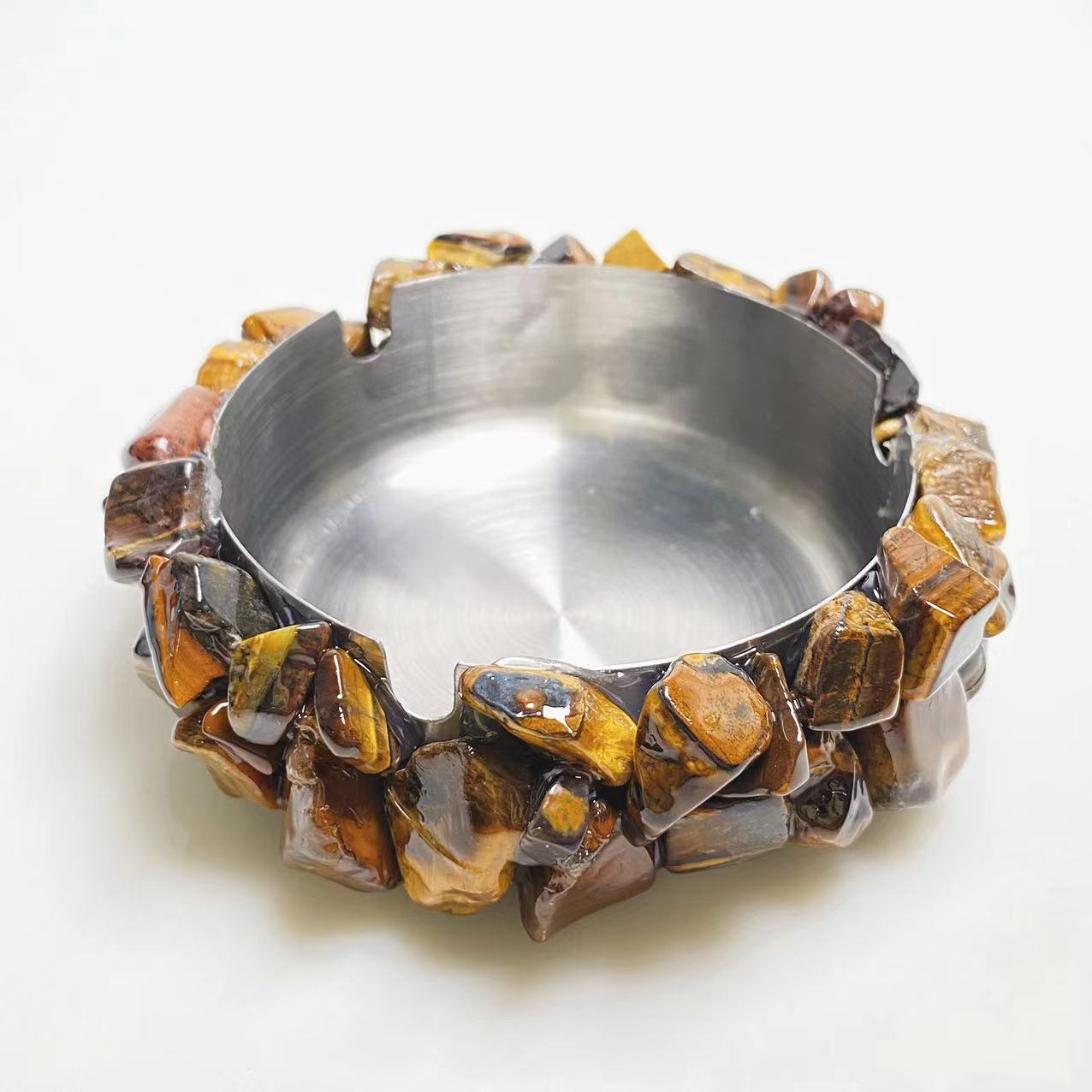 Crystal chips ashtray