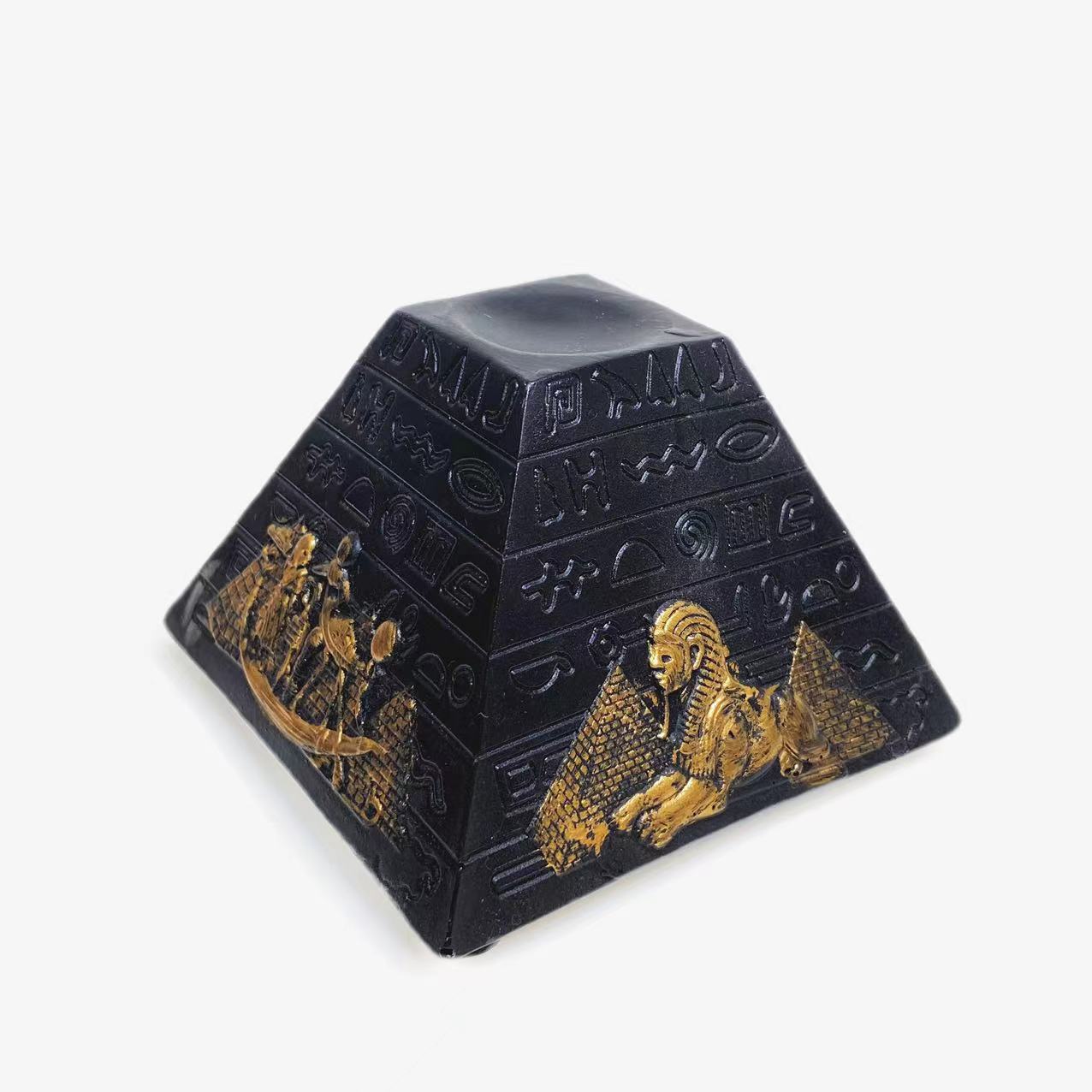 Resin pyramid sphere stand