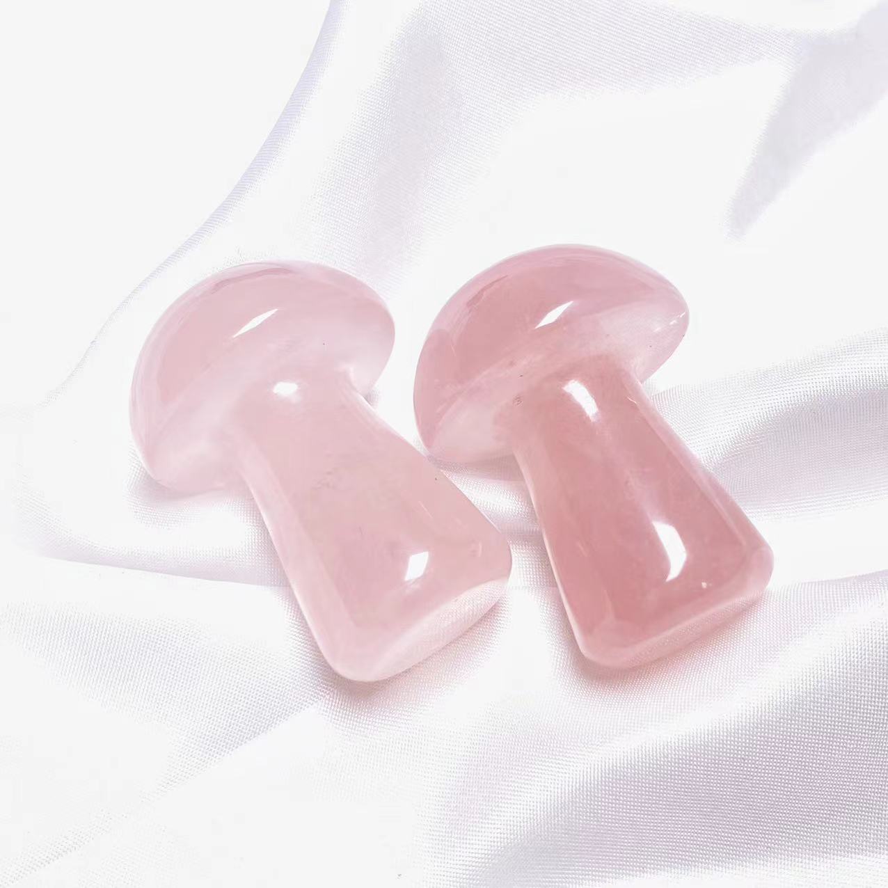 Crystal 2 inches mushroom