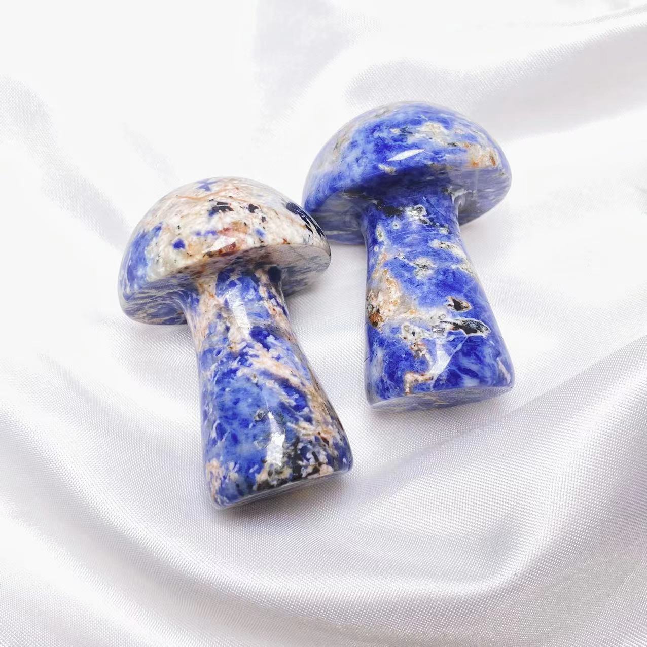 Crystal 2 inches mushroom