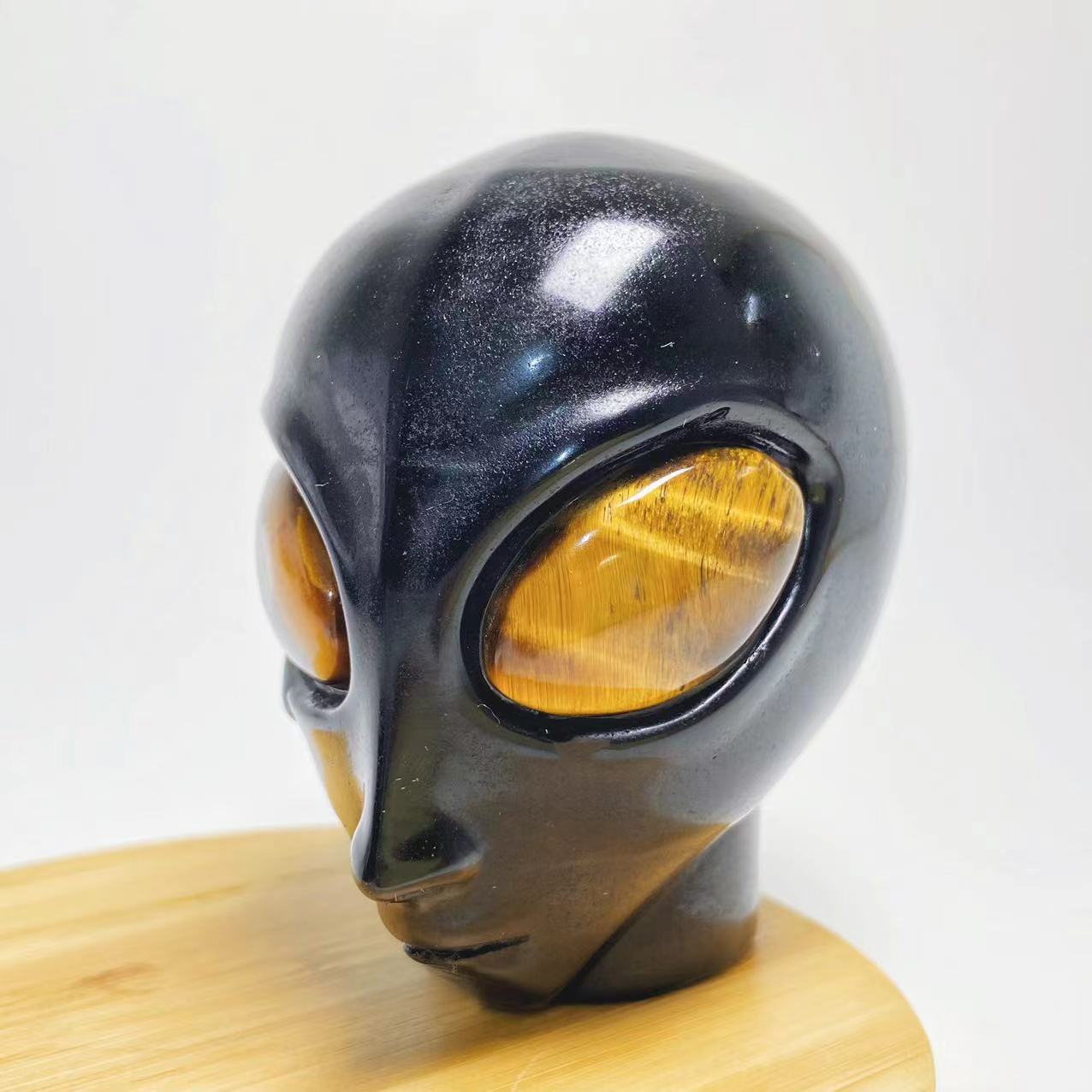 New alien head with tigers eye eyes