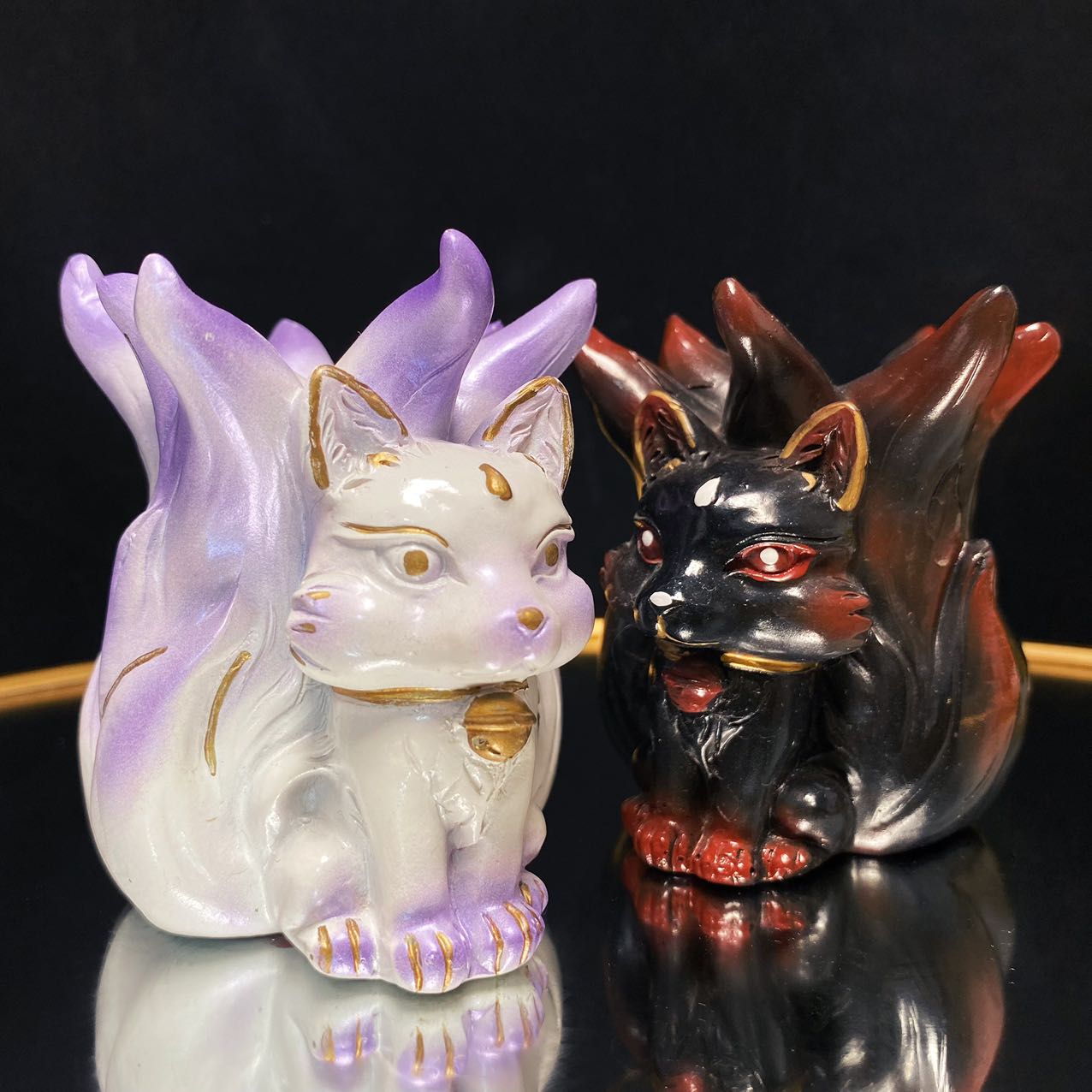 Resin cute nine tails fox sphere stand