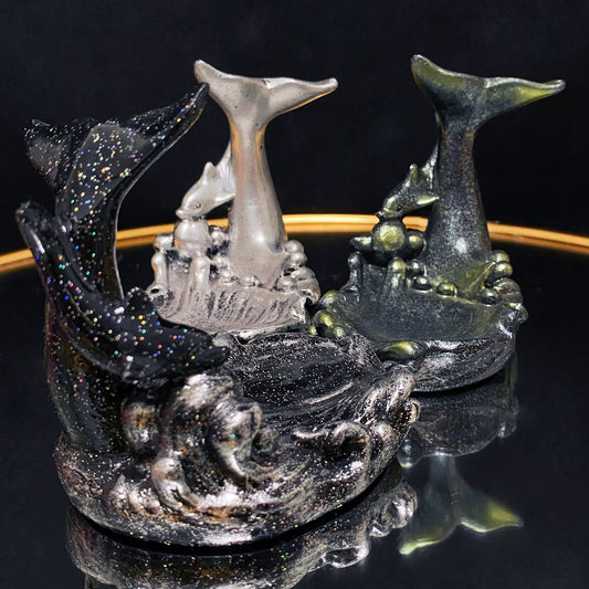 Resin double dolphins sphere stand