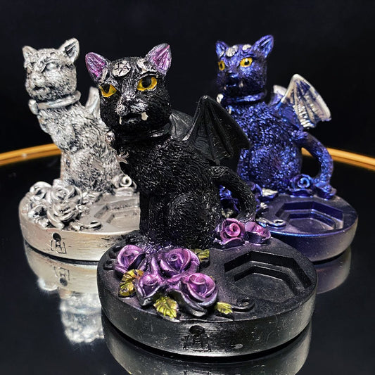 Resin ghost cat sphere stand