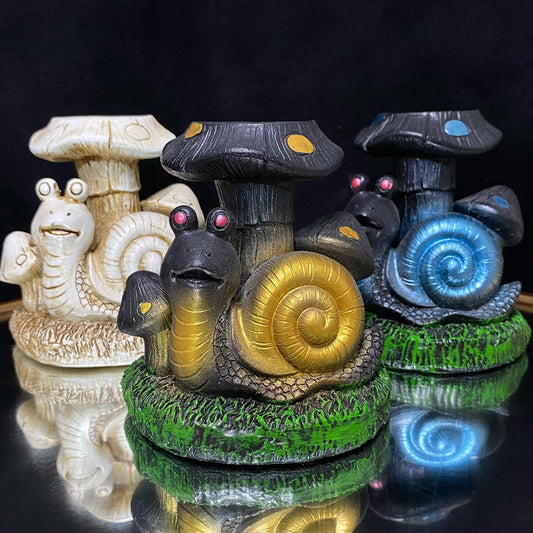 Resin snail mushroom sphere stand
