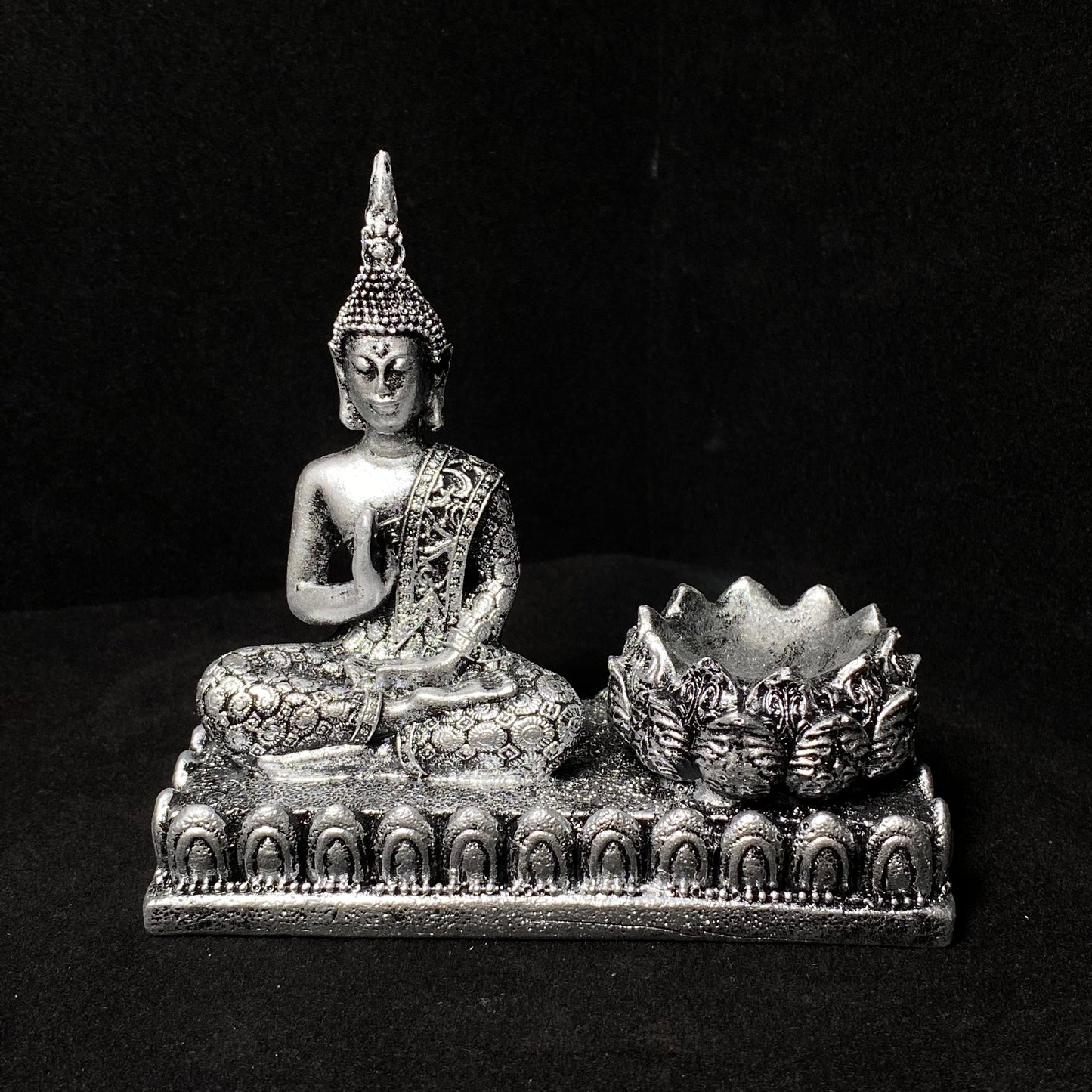Resin buddha lotus sphere stand