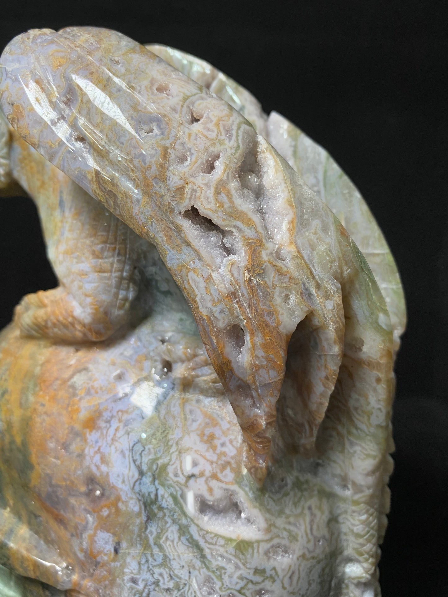 073-Geode moss agate flying dragon on skull #2830
