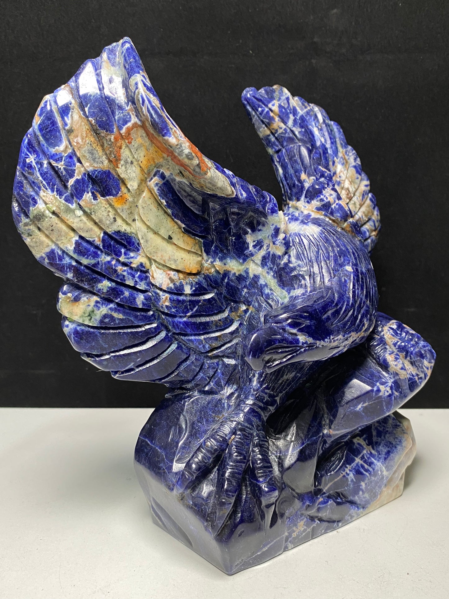 101-Sodalite eagle carving #2254