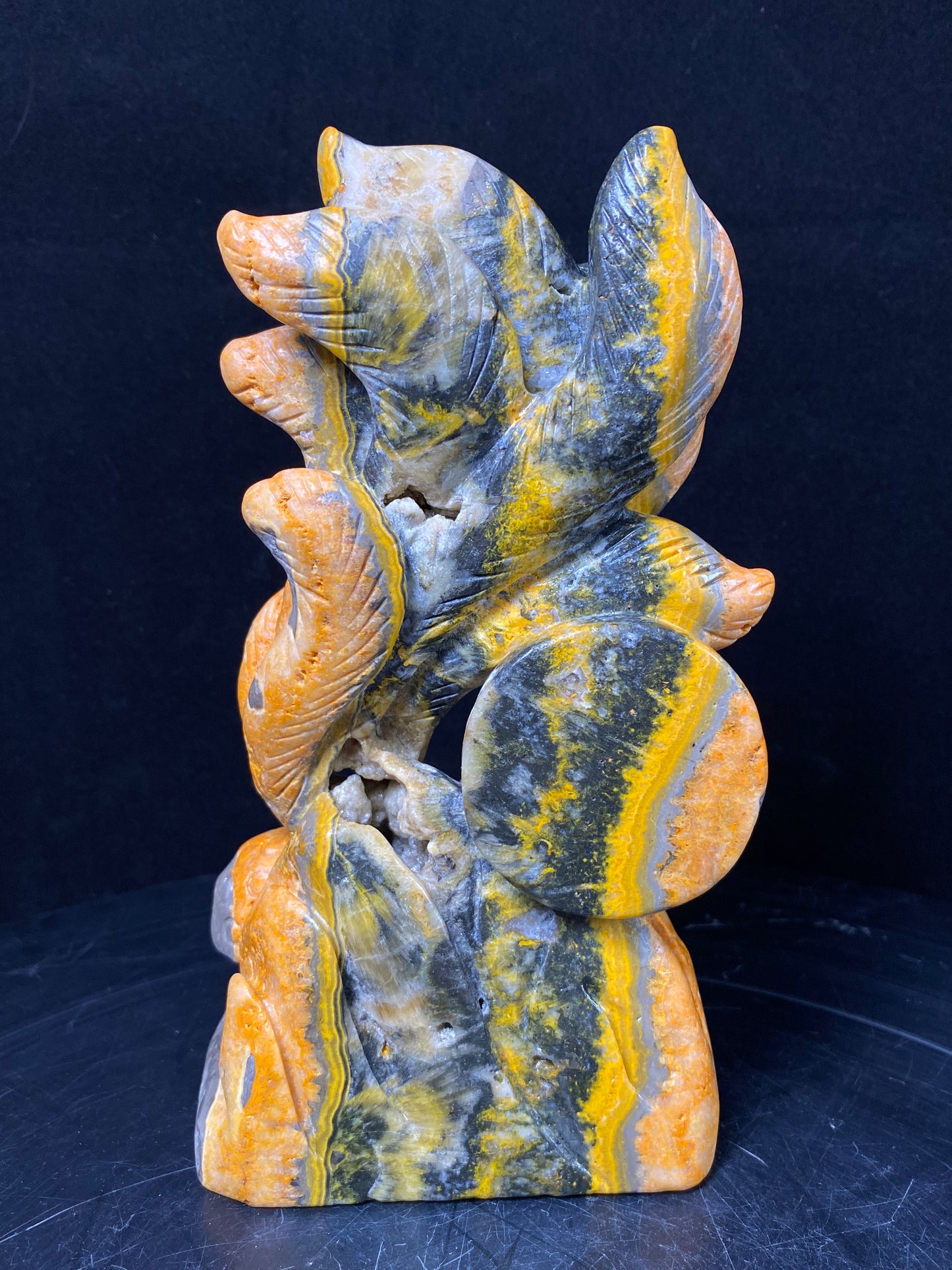 Bumble bee jasper nine tails fox #1082