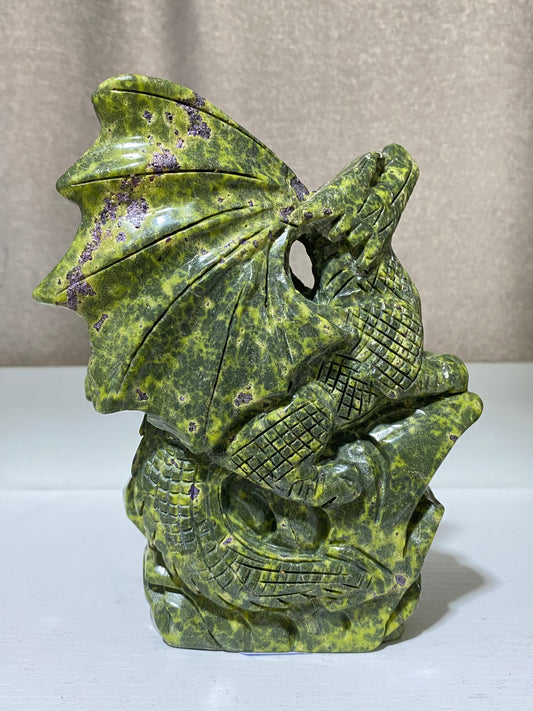 Atlantisite flying dragon carving #1200