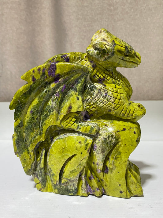 Atlantisite flying dragon carving #1258
