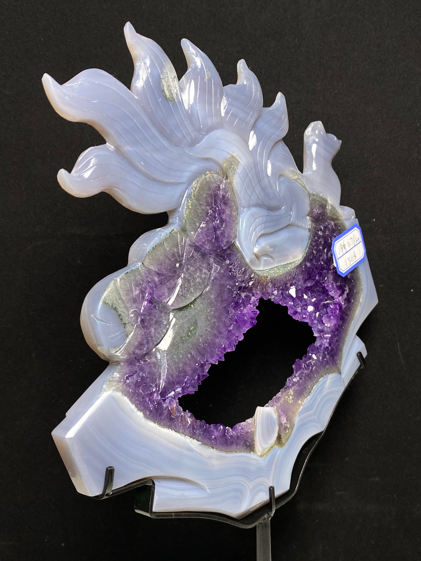 Amethyst agate ninetails fox with stand