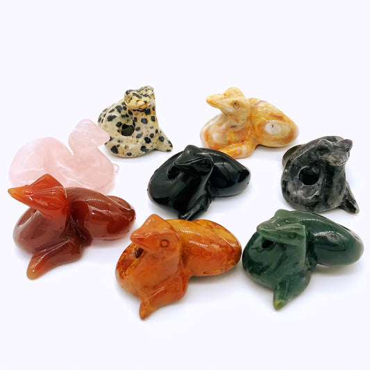 Crystal snake carvings of different materials