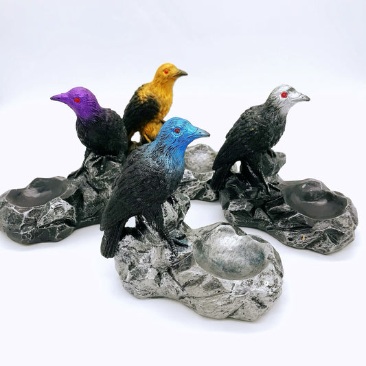 Crystal resin crow sphere stands