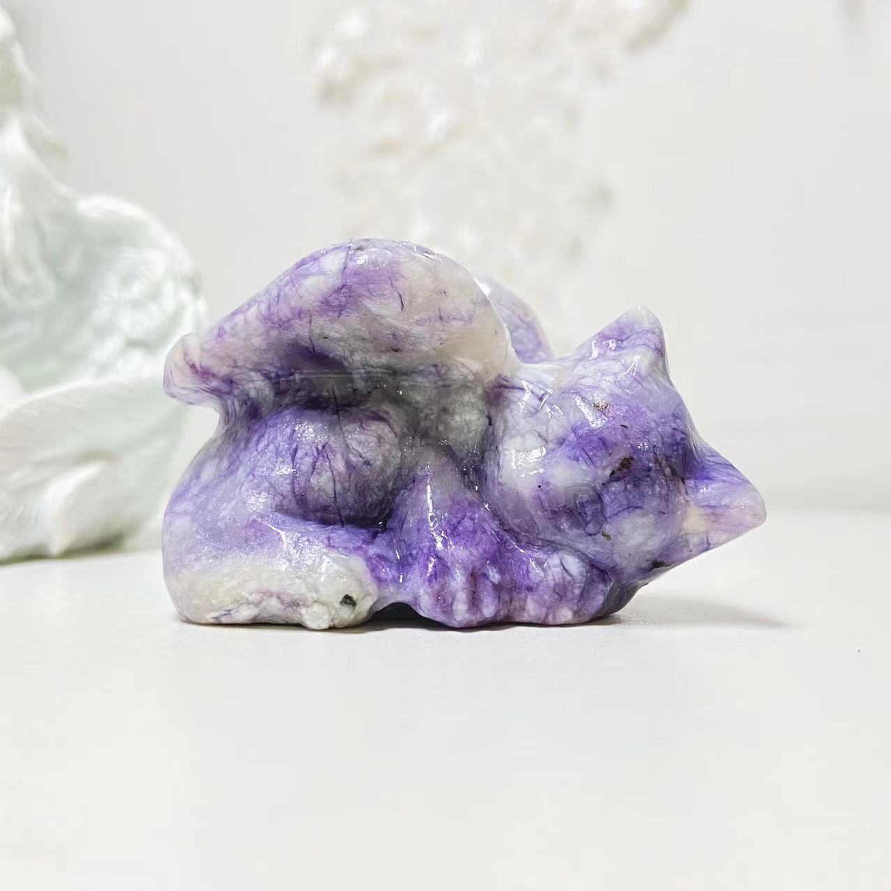 Crystal different materials angel cat carvings