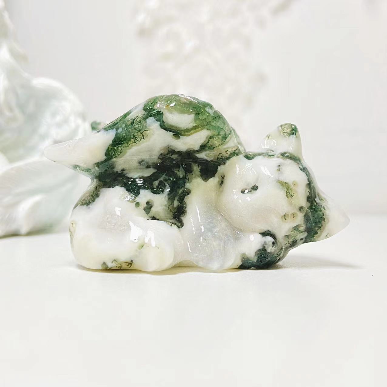 Crystal different materials angel cat carvings