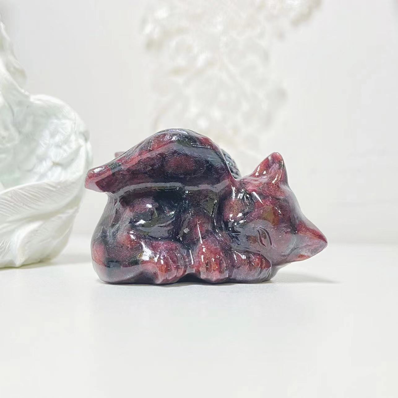 Crystal different materials angel cat carvings